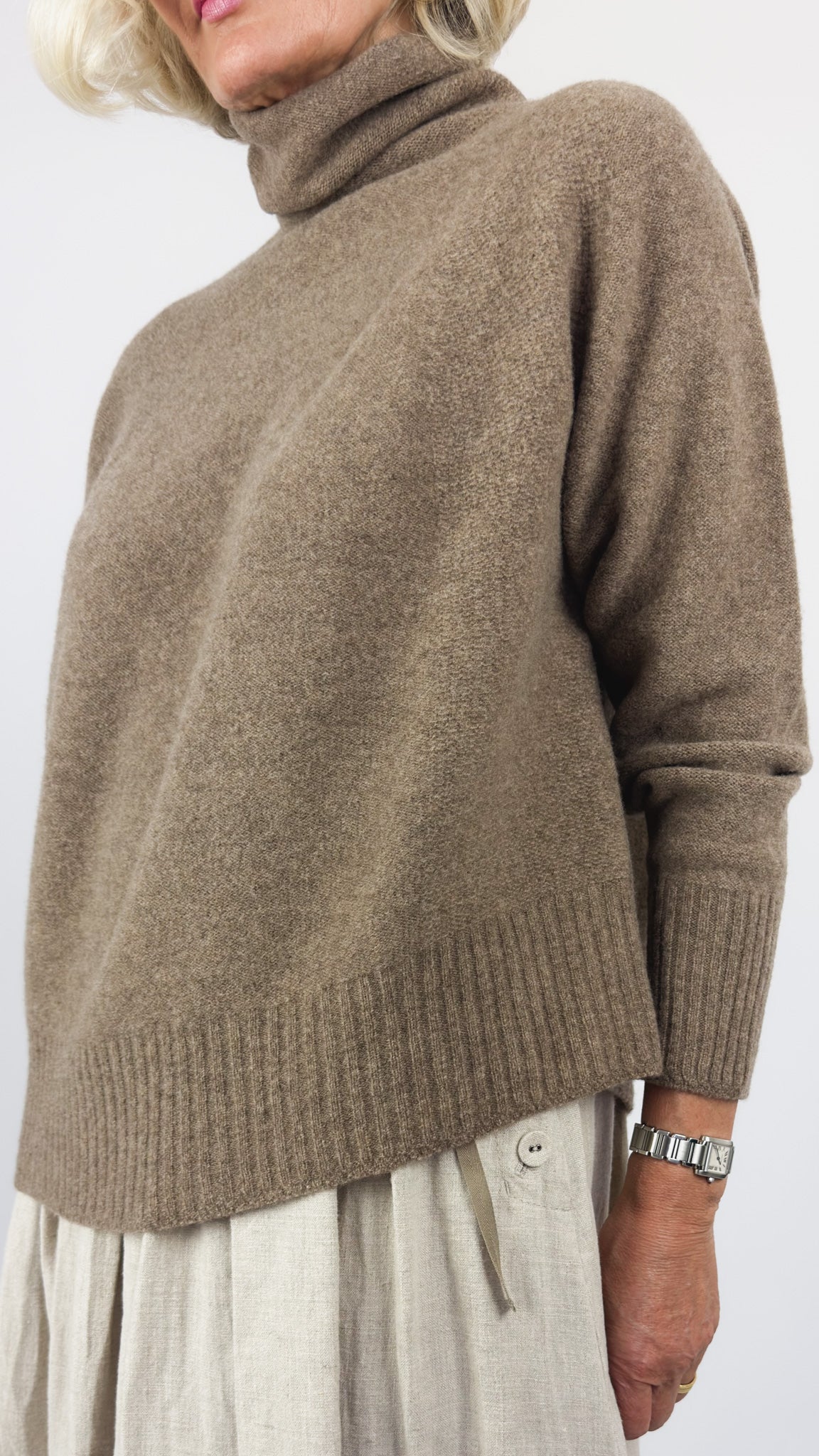 Pas De Calais 2705 Turtleneck Jumper Brown
