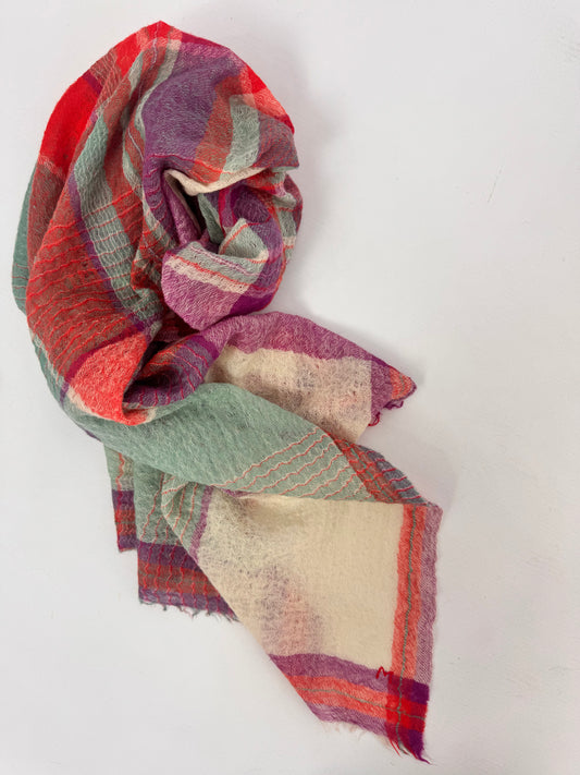 Moismont 752 Scarf Azalea