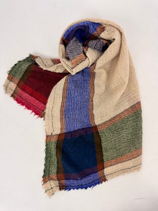 Moismont 687 Scarf British Green