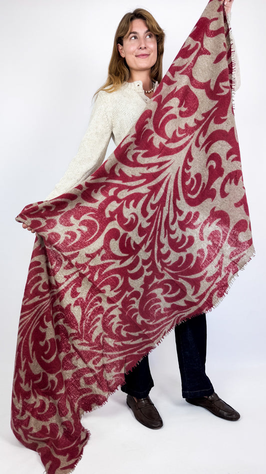 Mirror In The Sky A350 Shawl Flower Toast/Ruby