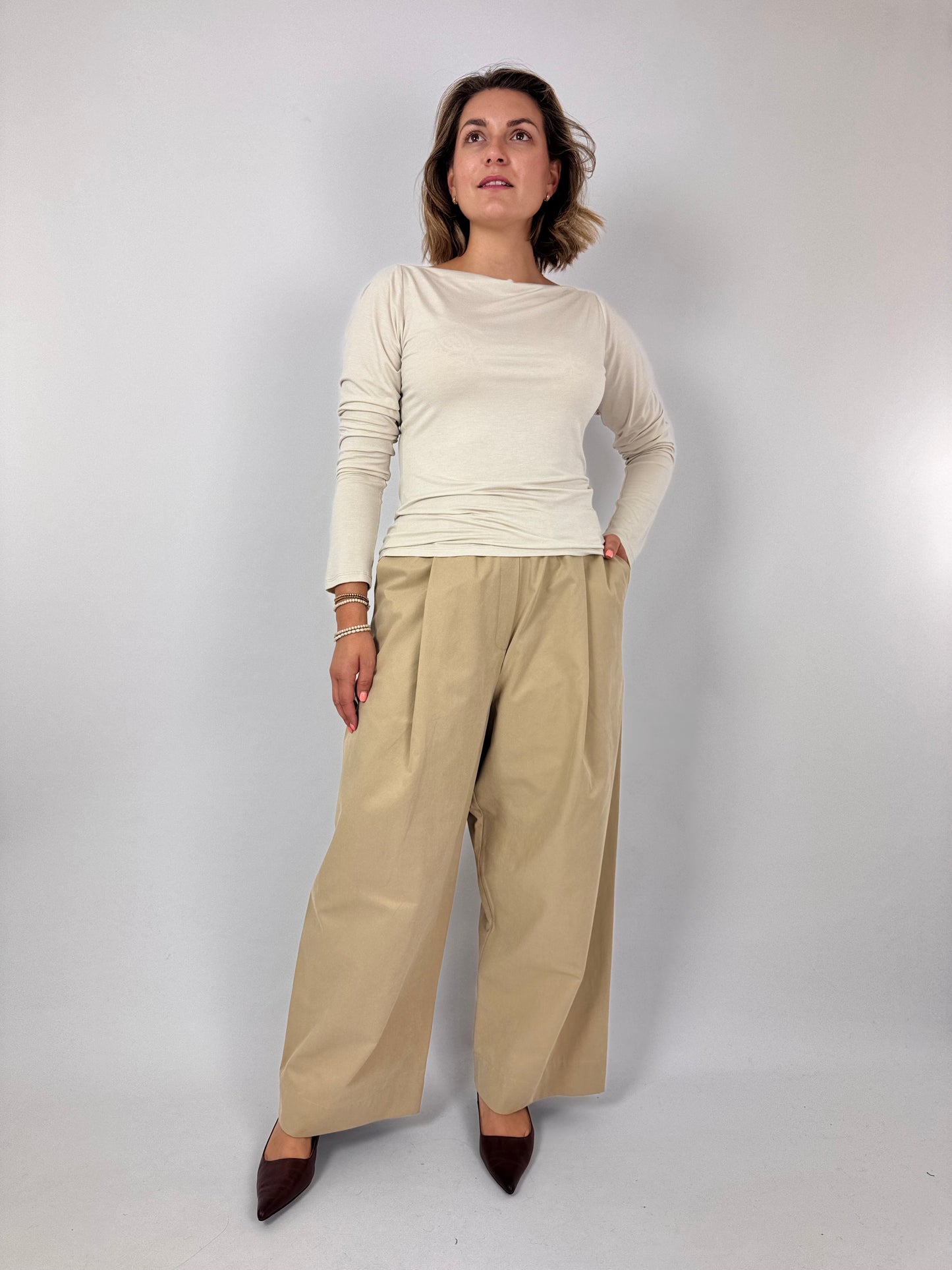 Les Filles d'Ailleurs 366 Trousers Camel