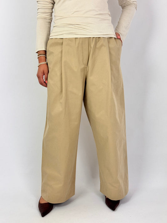 Les Filles d'Ailleurs 366 Trousers Camel