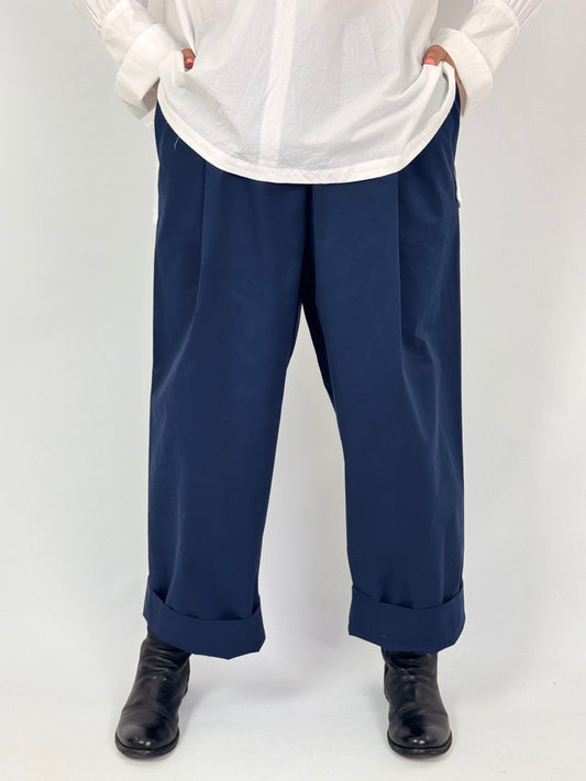 Les Filles d'Ailleurs 366 Trousers Navy
