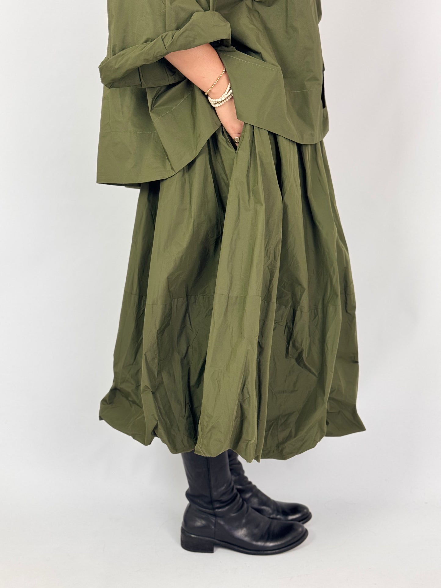 Les Filles d'Ailleurs 566 Skirt Khaki