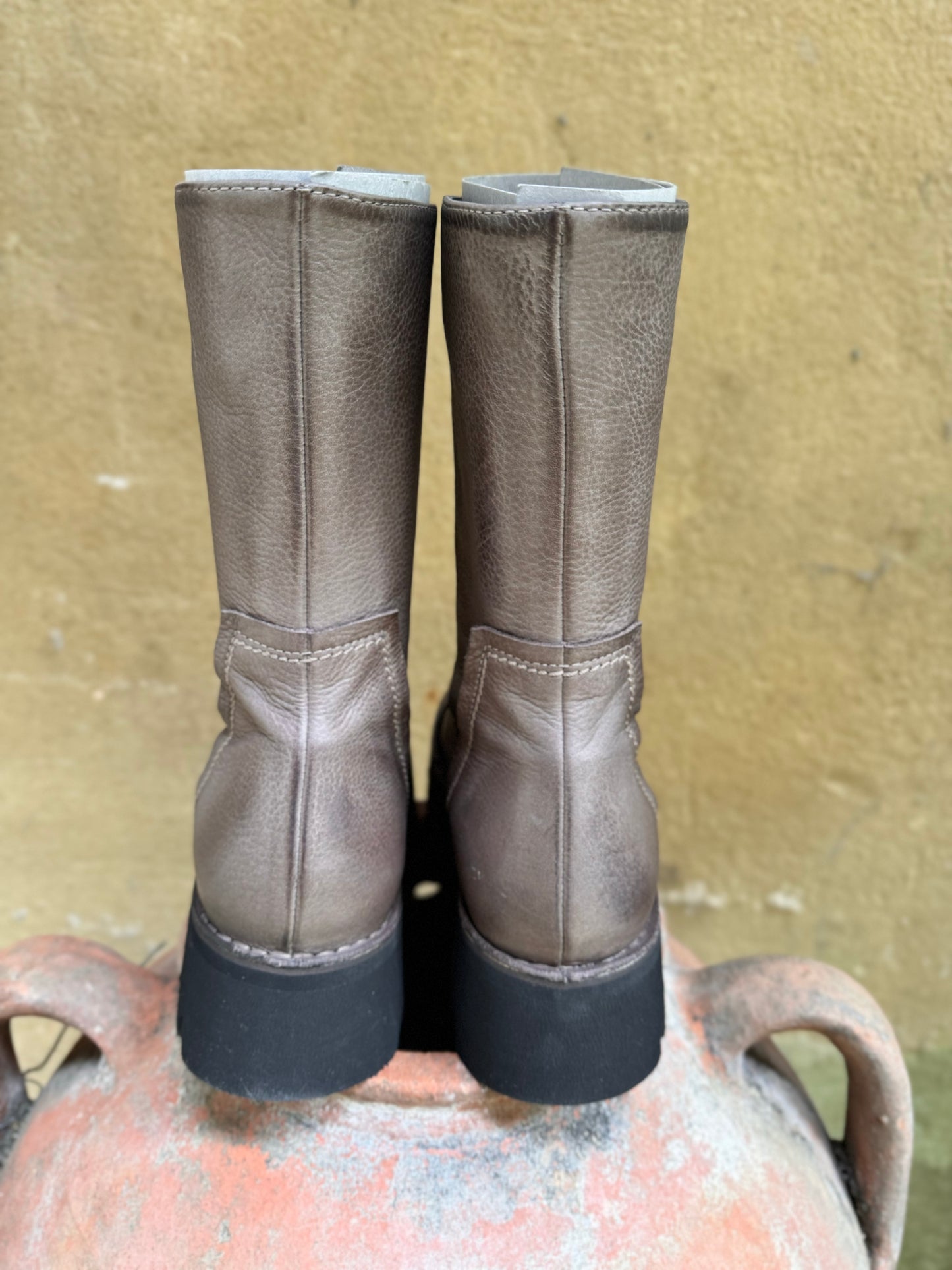 Lofina 6000 Boots Smog