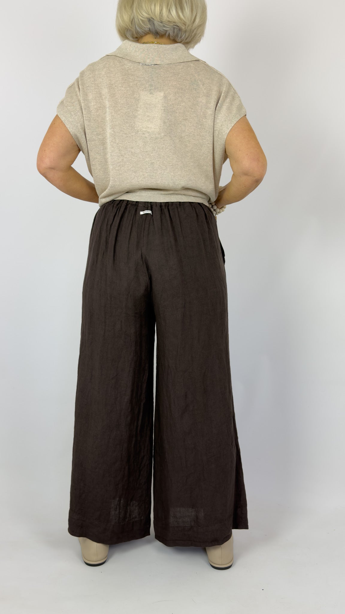 Humility Lireo Trousers Chocolate