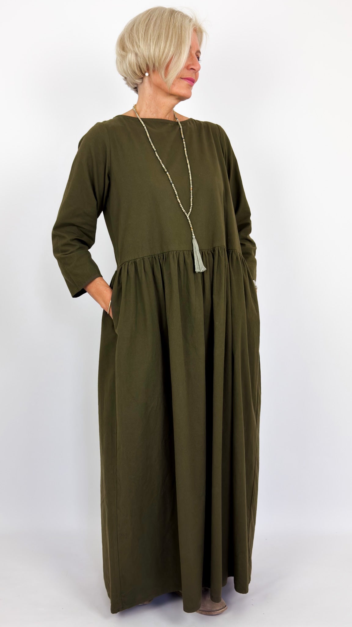 Neirami 233 Dress Muschio