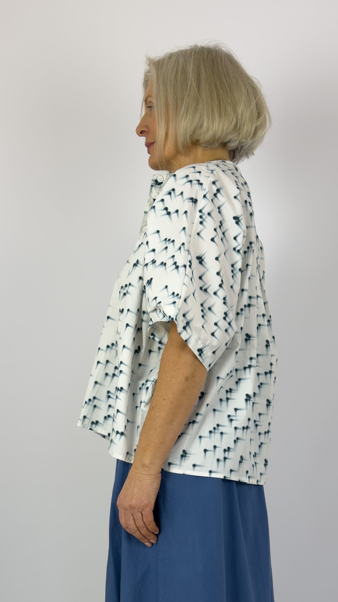 Humility Juno Shirt Marine/White