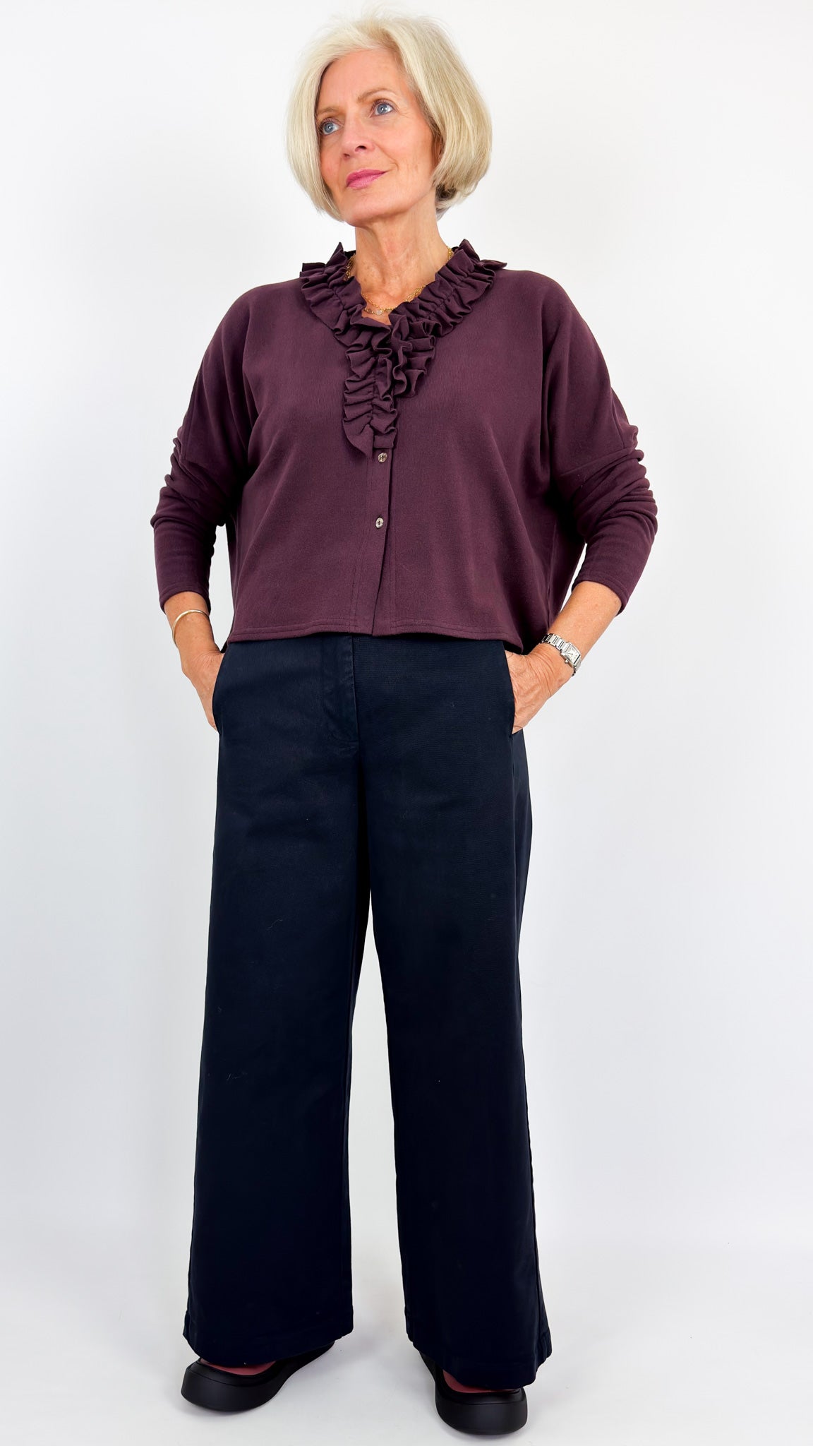 Neirami 312 Trousers Abisso