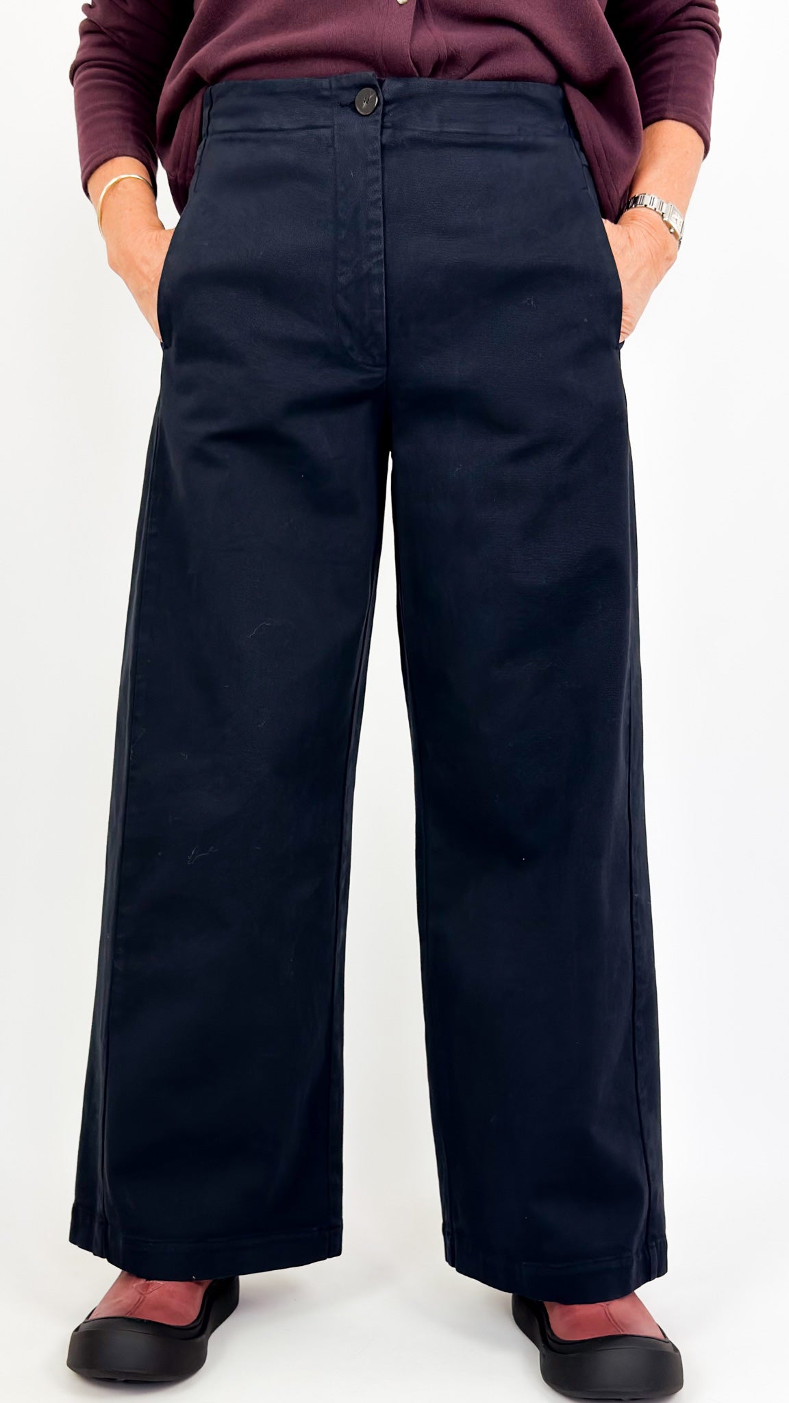 Neirami 312 Trousers Abisso