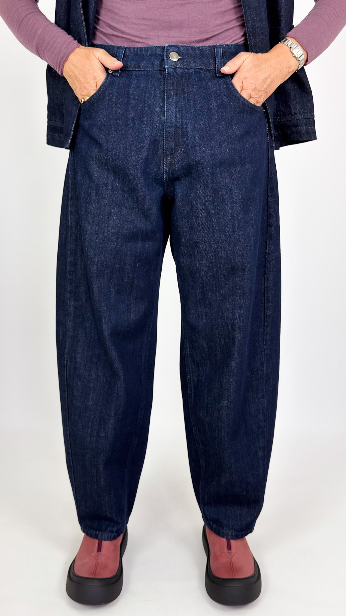 Neirami 203 Barrel Trousers Indigo