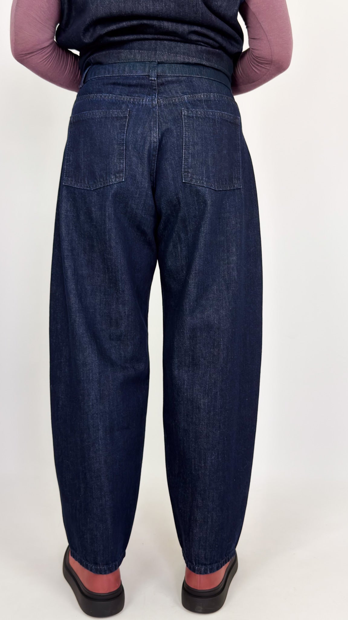 Neirami 203 Barrel Trousers Indigo