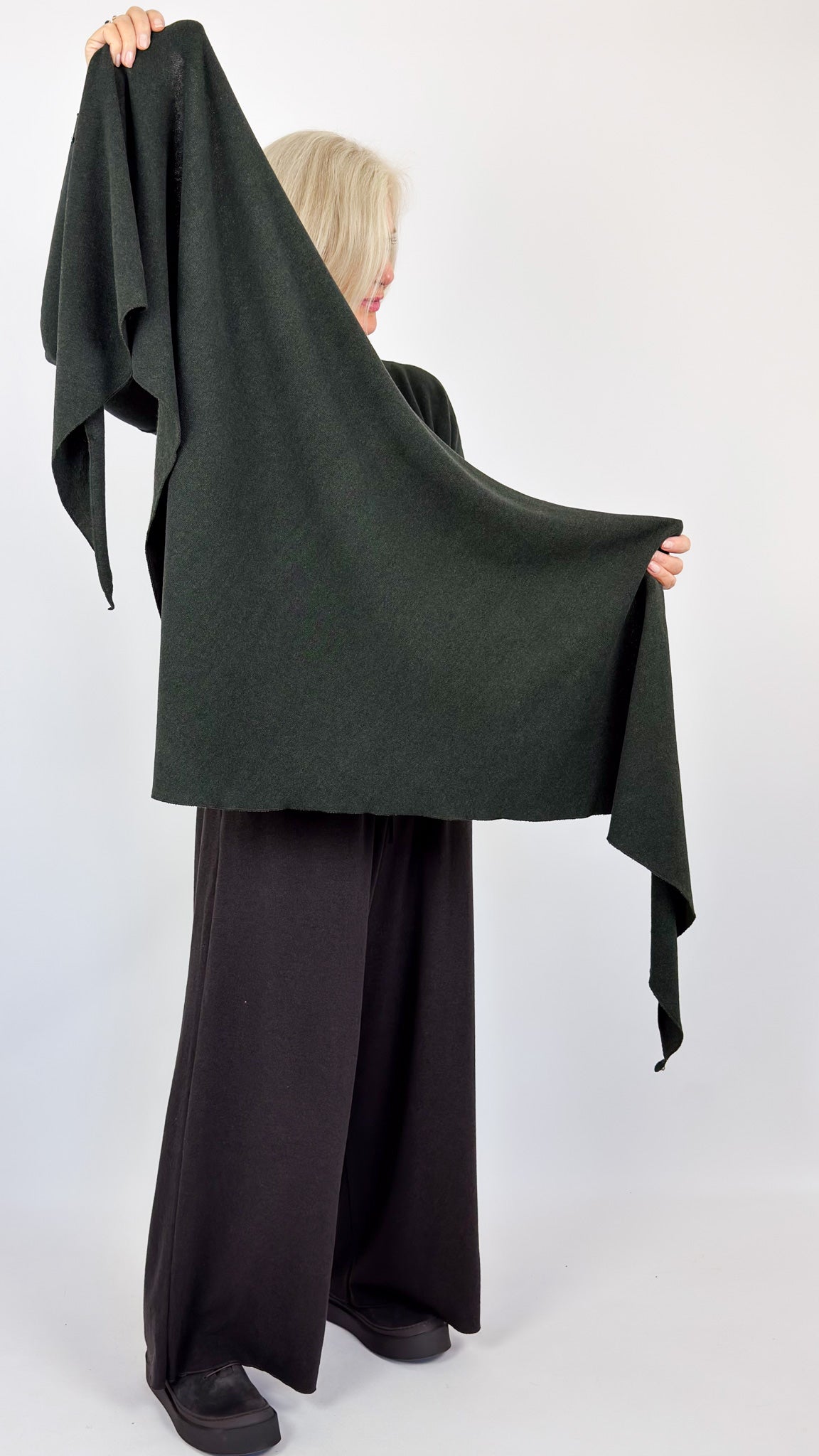 Album Di Famiglia JP Triangle Scarf Forest