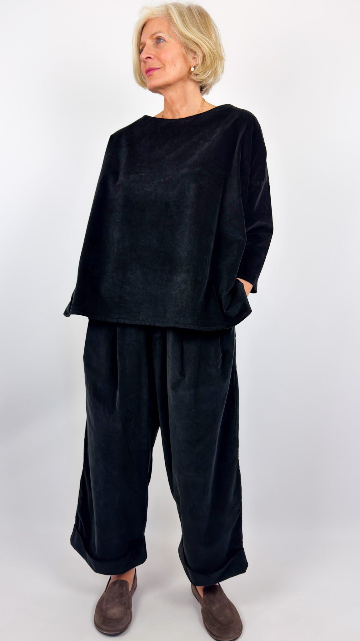 Album Di Famiglia Boatneck V Blouse Black
