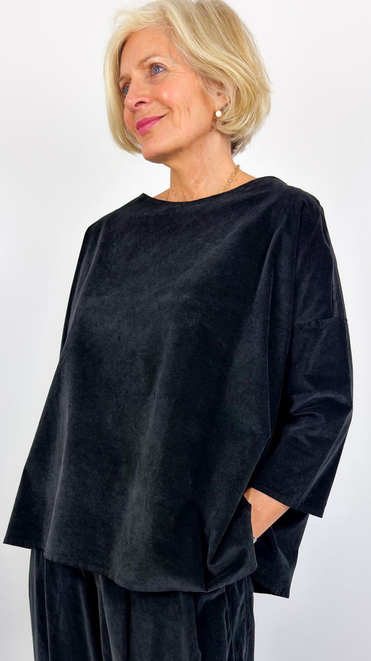 Album Di Famiglia Boatneck V Blouse Black