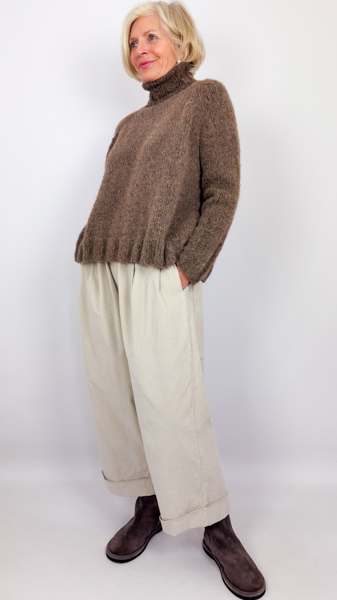 Album Di Famiglia HK Dolcevita Jumper Brown