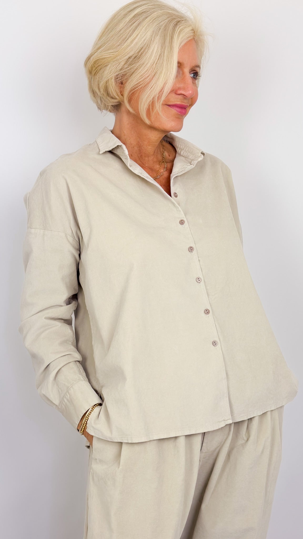 Album Di Famiglia V Collar Shirt Oatmeal