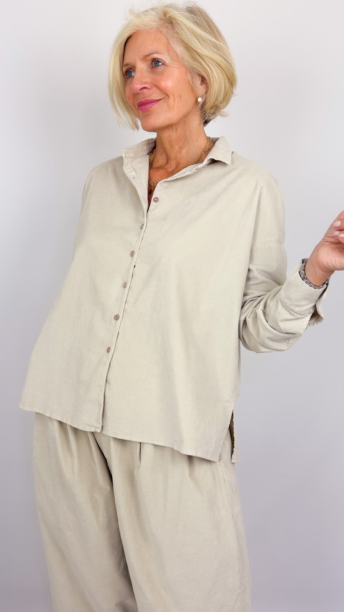 Album Di Famiglia V Collar Shirt Oatmeal