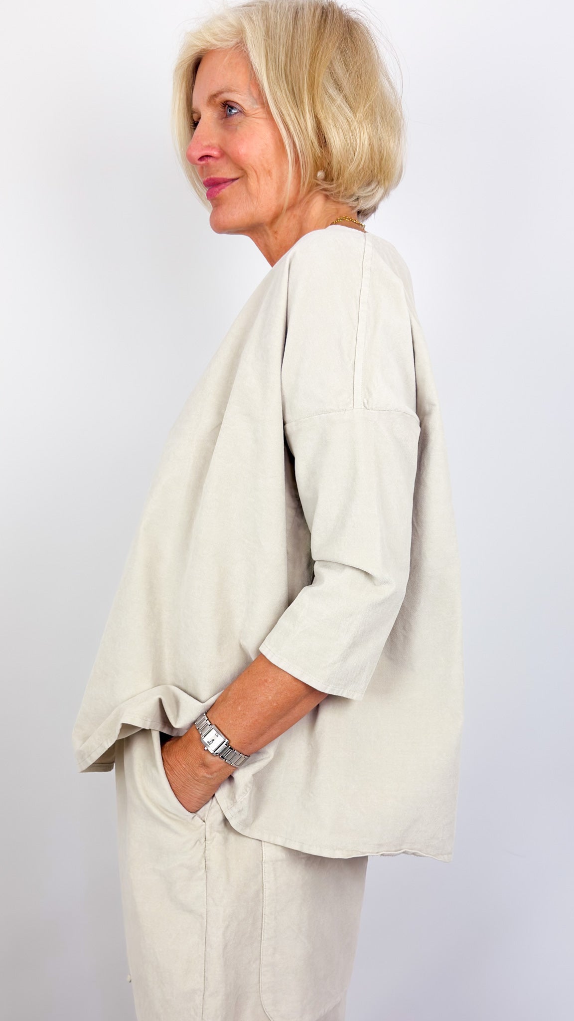 Album Di Famiglia Boatneck V Blouse Oatmeal