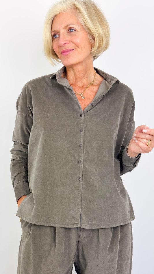 Album Di Famiglia V Collar Shirt Taupe