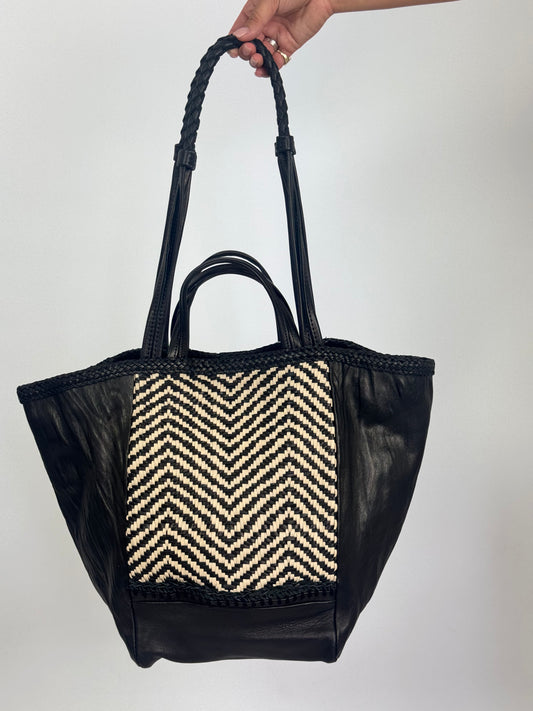 Enshalla 47L18 Bag Black/Cream
