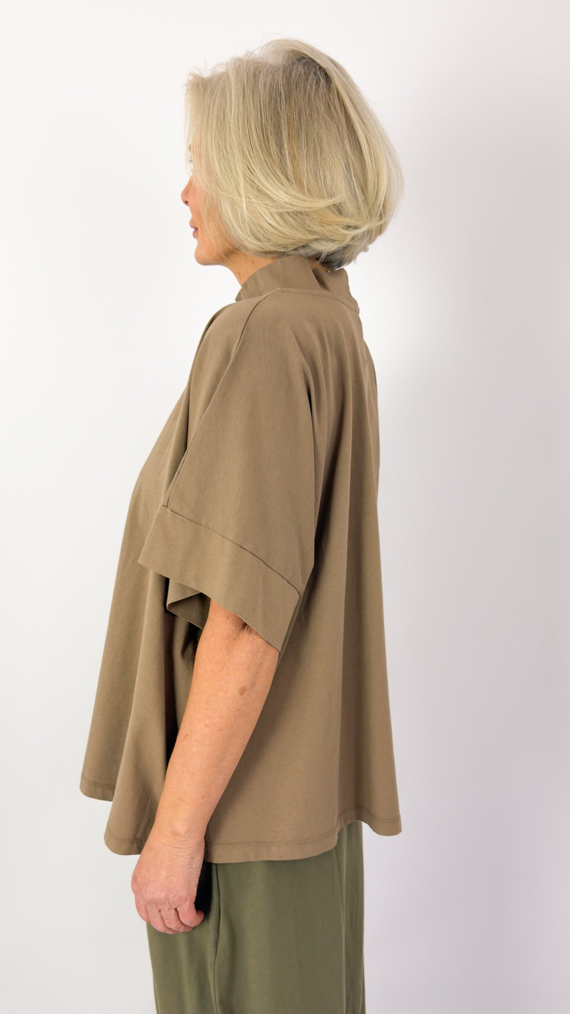 Sort Aarhus Oversized Blouse Taupe