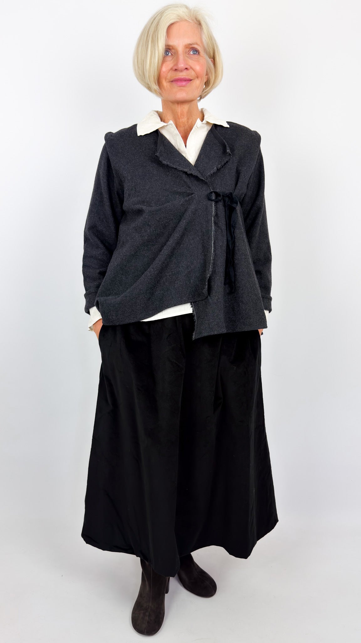 Barbara Lang KAM XXVII Cardigan Anthracite
