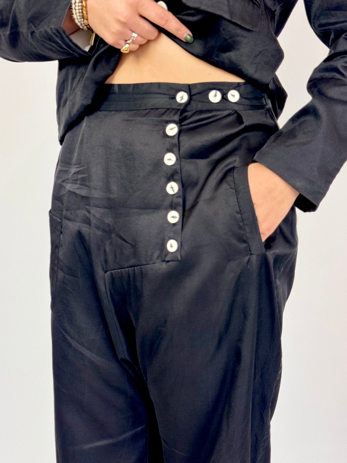 Sula Tin Trousers Black