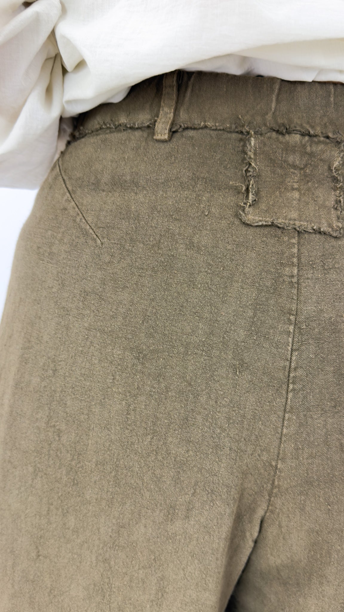 Aequamente 114 Trousers Legno