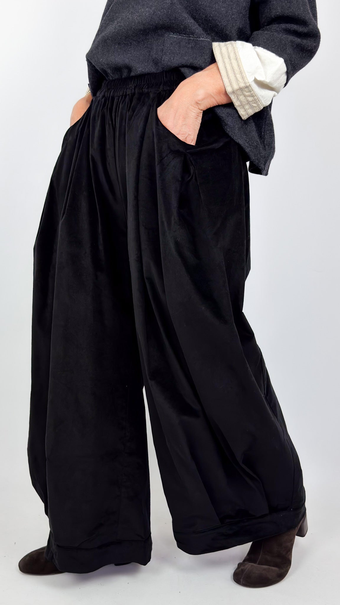 Barbara Lang CARL XVII Trousers Black
