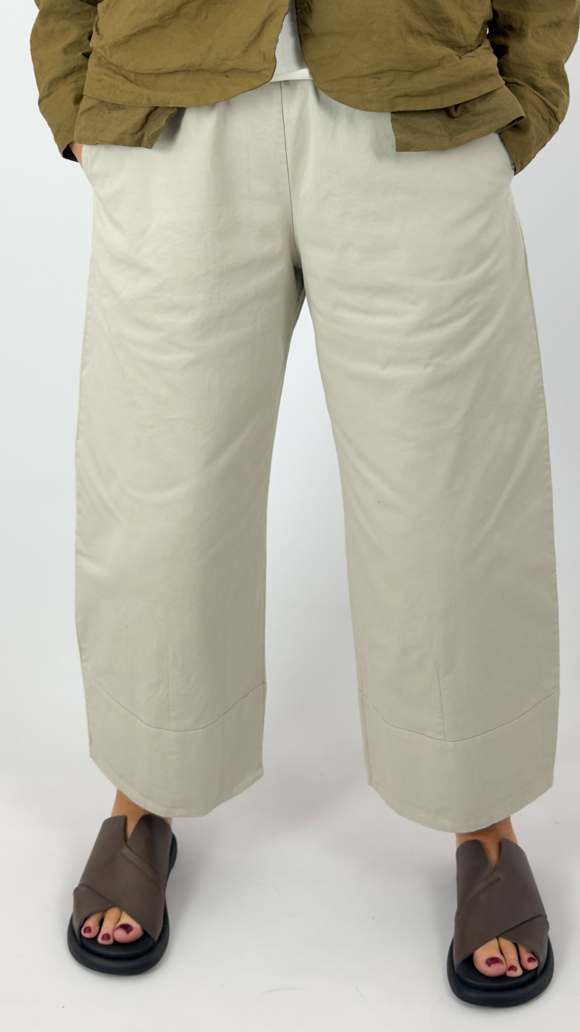 Aequamente 140 Trousers Sand