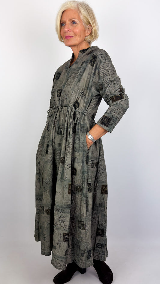 Pas De Calais 4591 Travel Print Dress Charcoal