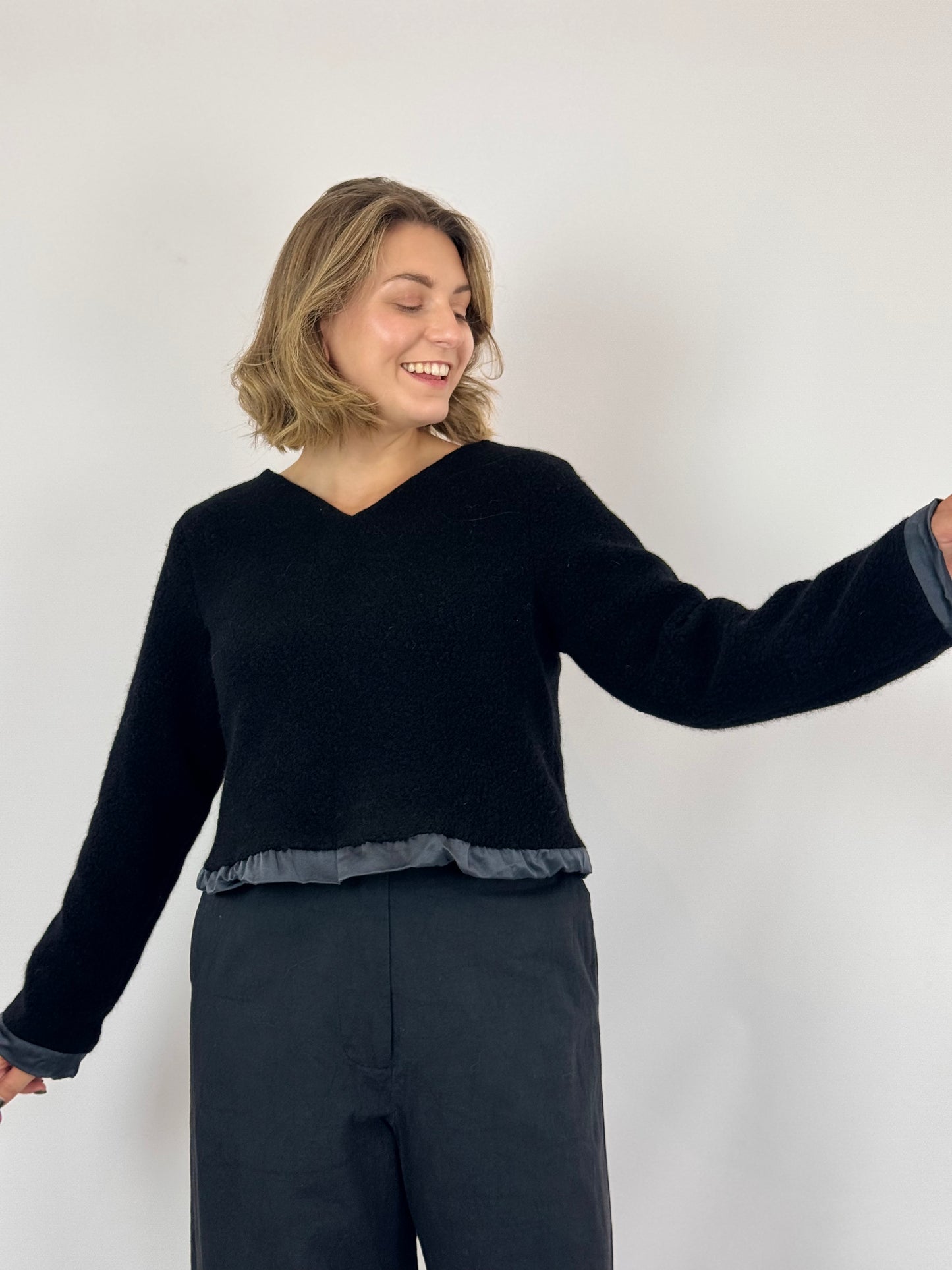 Sula Stornoway Jumper Black