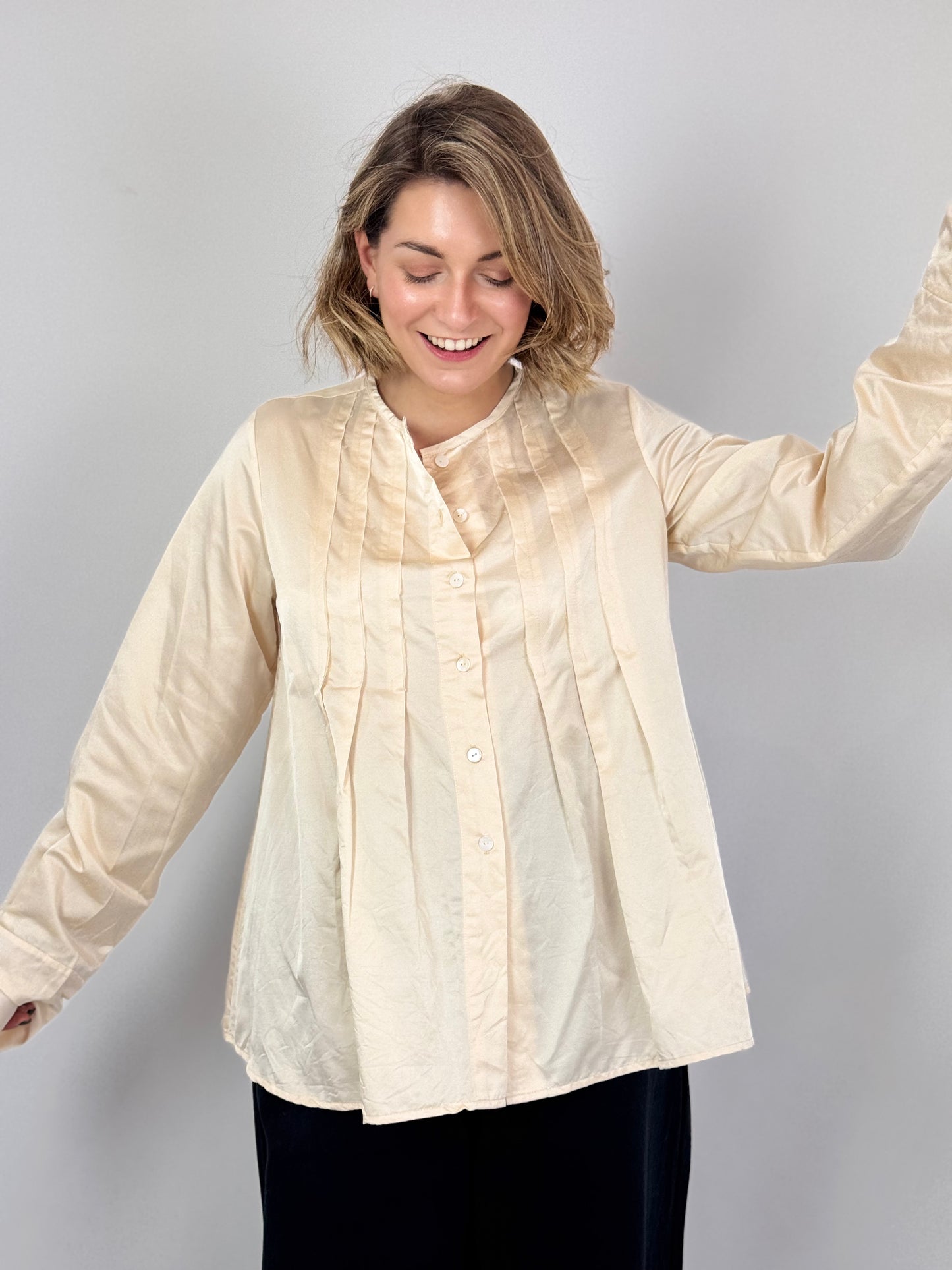 Sula Pleat Shirt Eggnog