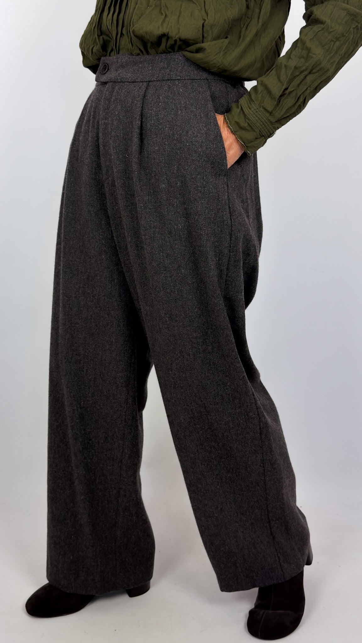 Pas De Calais 8750 Tweed Trousers Brown