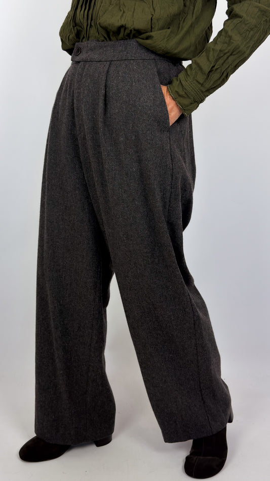 Pas De Calais 8750 Tweed Trousers Brown