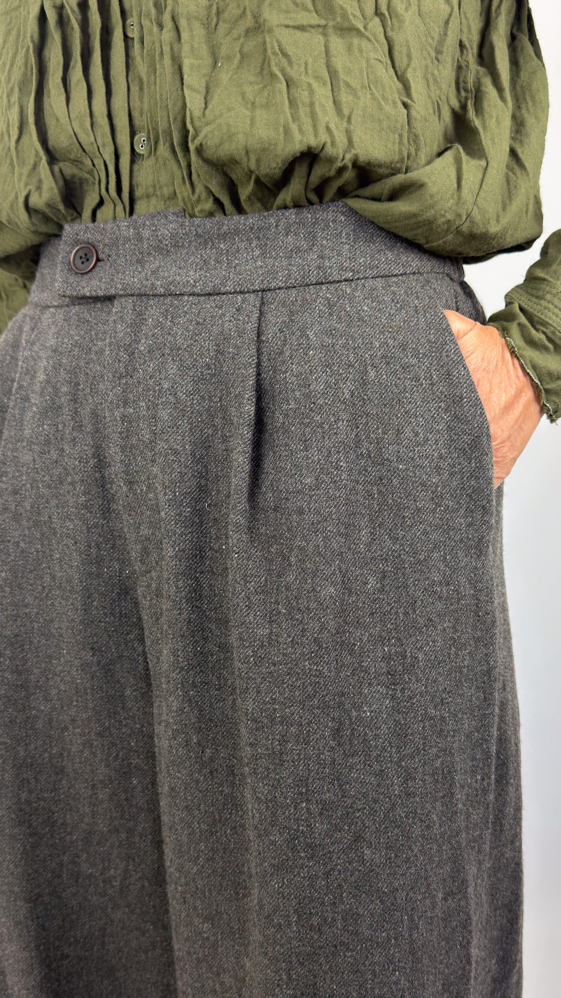 Pas De Calais 8750 Tweed Trousers Brown