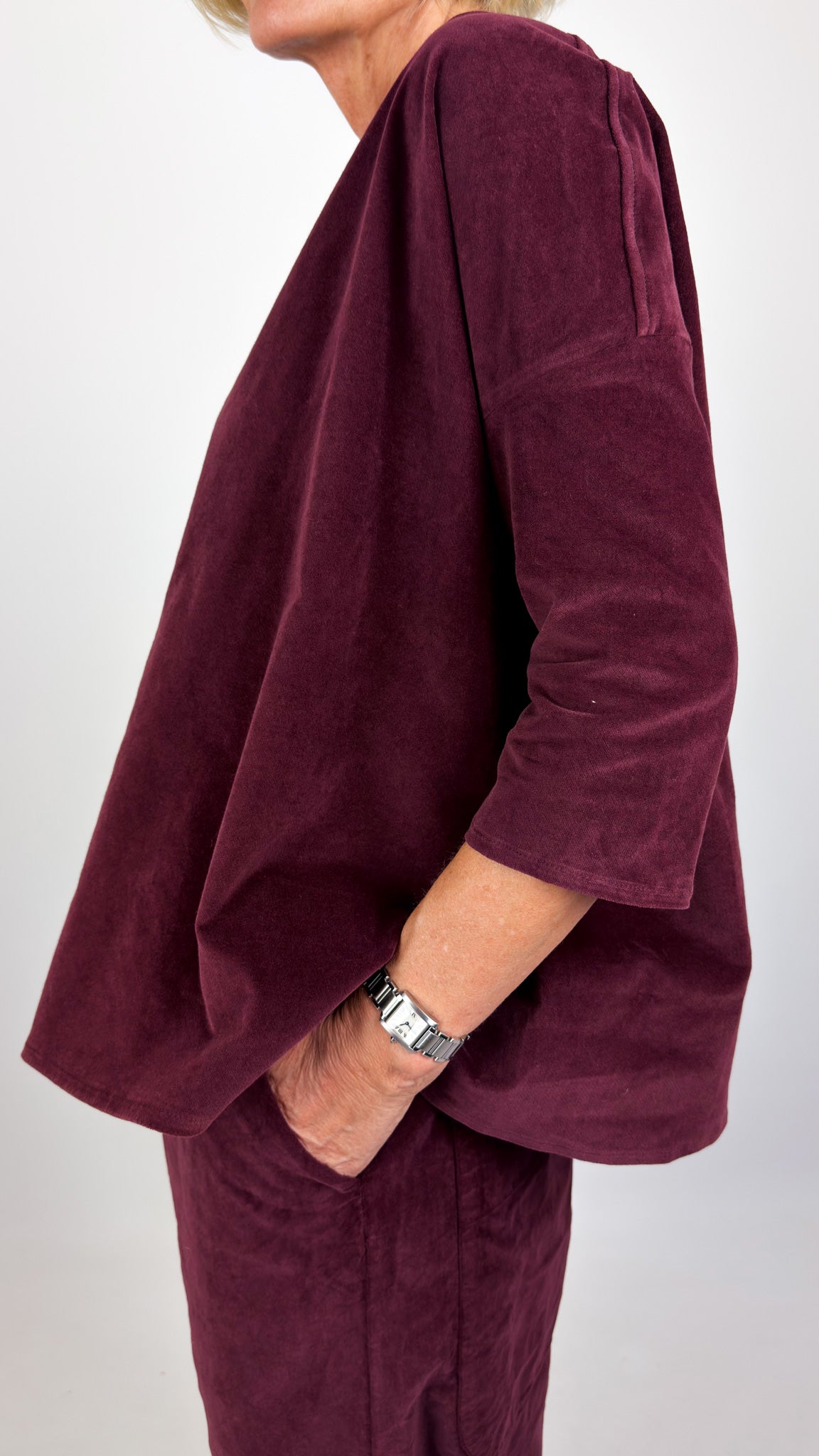 Album Di Famiglia Boatneck V Blouse Wine