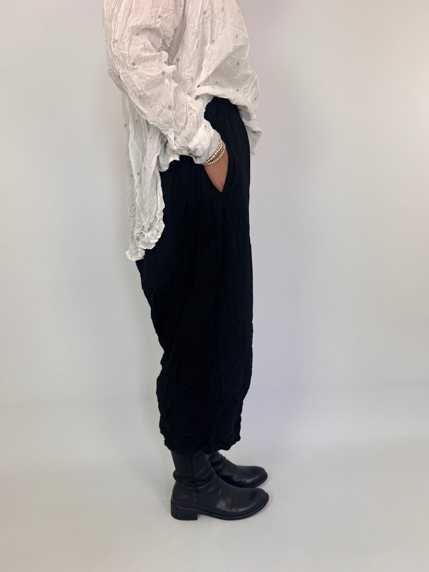 Pas De Calais 8615 Sarrouel Trousers Black