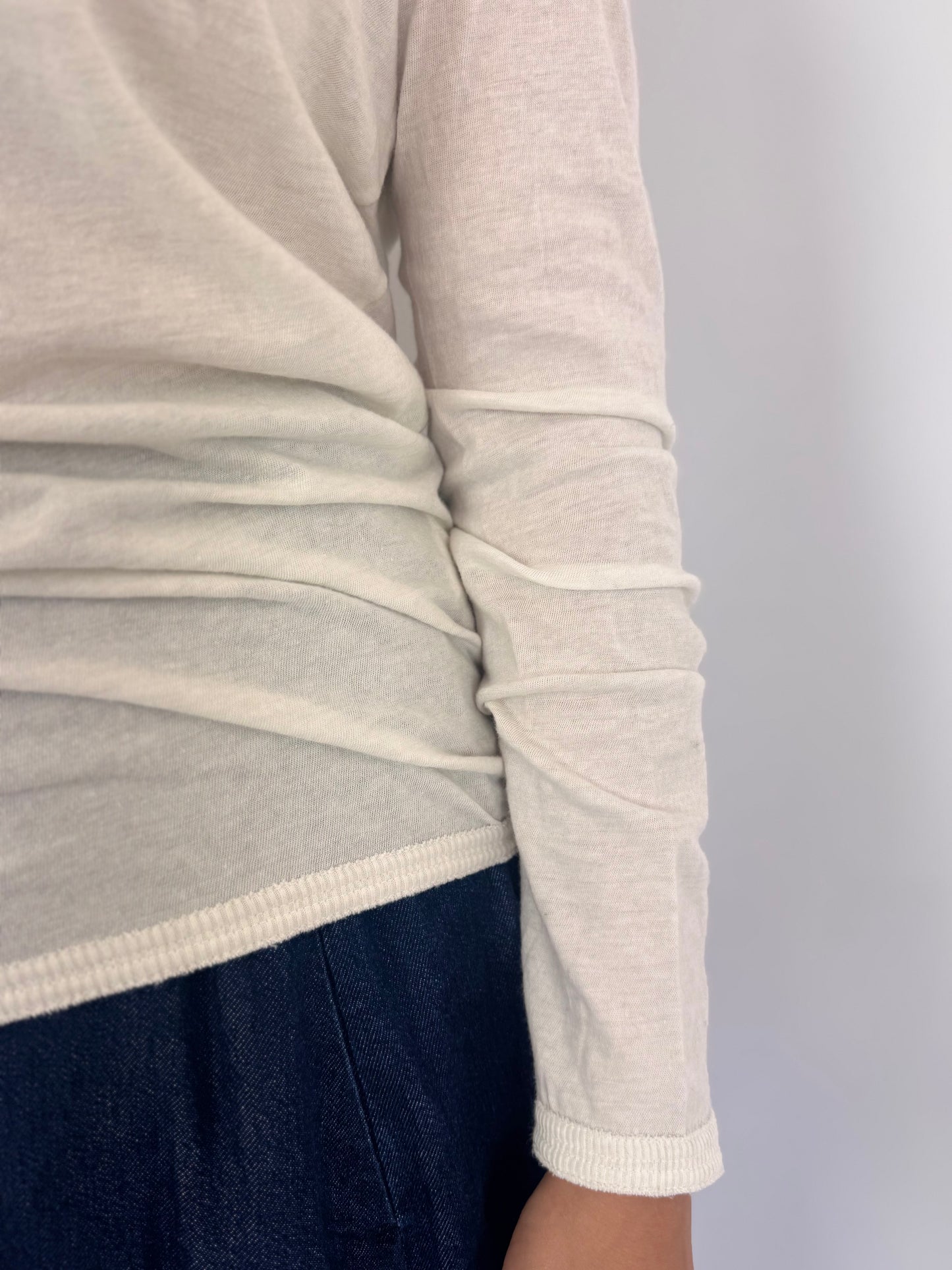 Pas De Calais 1042 Crewneck Jumper Ivory