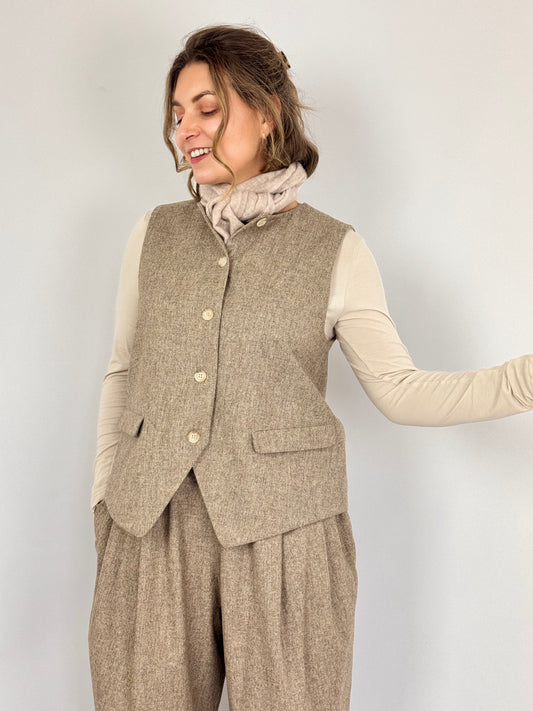 Muku C1382 Waistcoat Beige