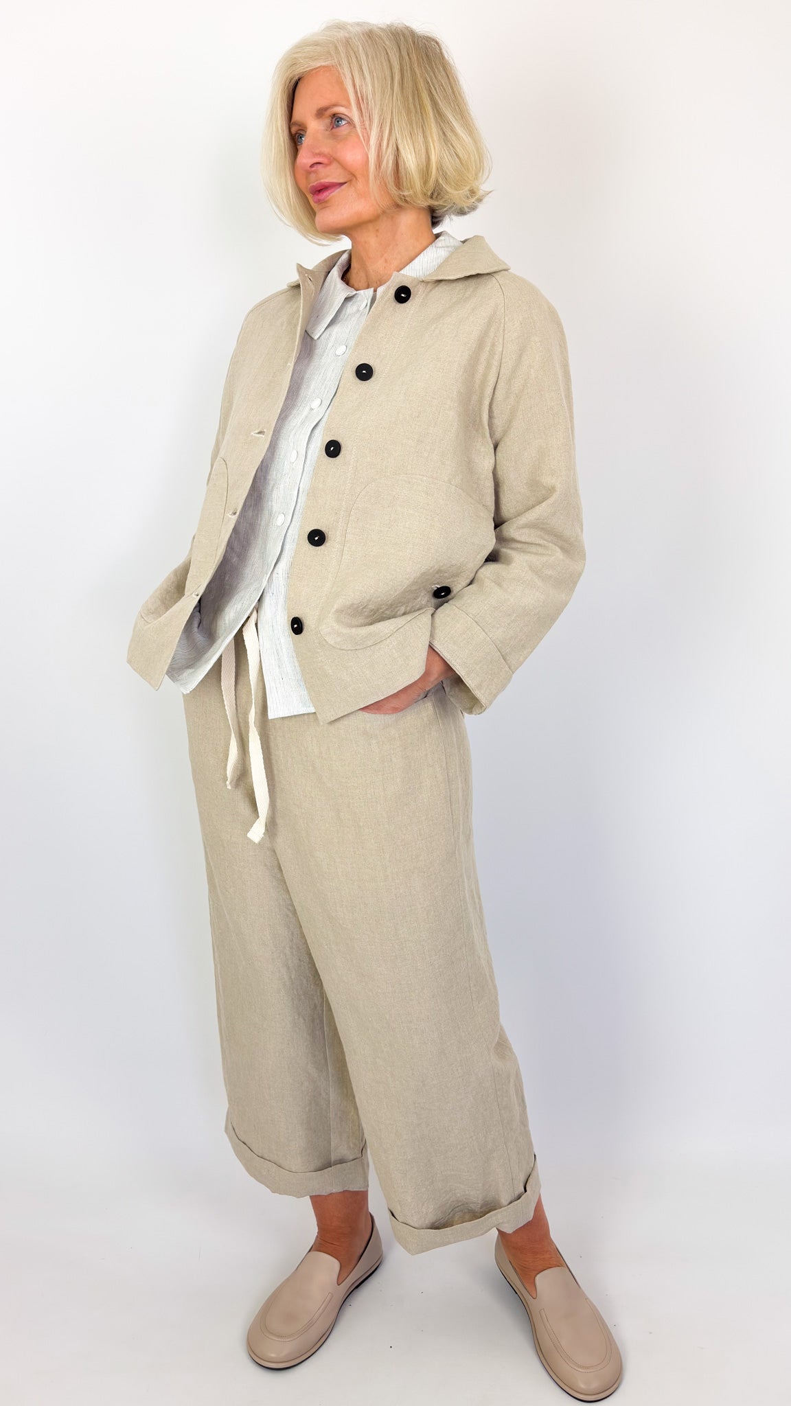 Der Antagonist P20 Trousers Ecru
