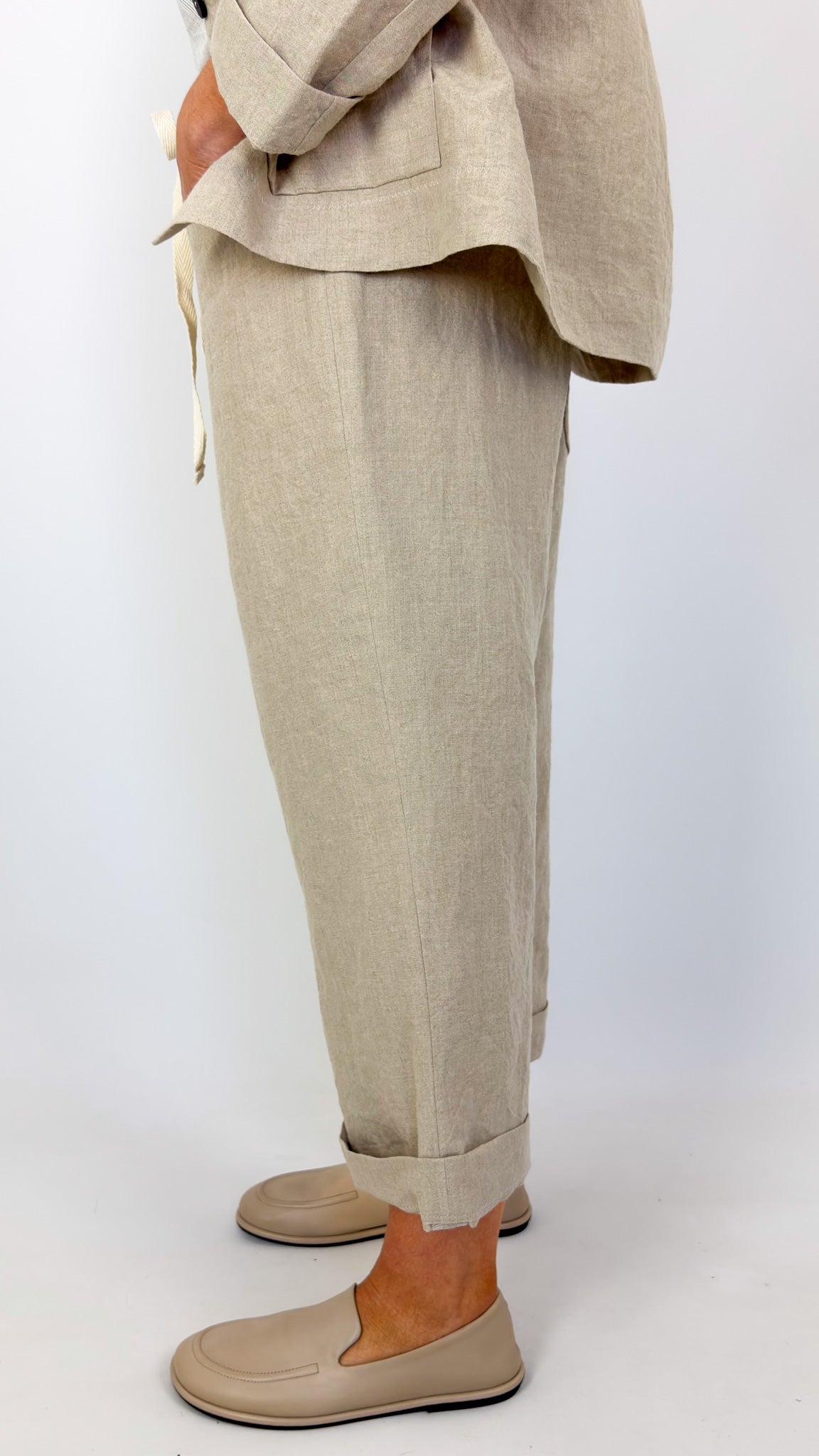 Der Antagonist P20 Trousers Ecru