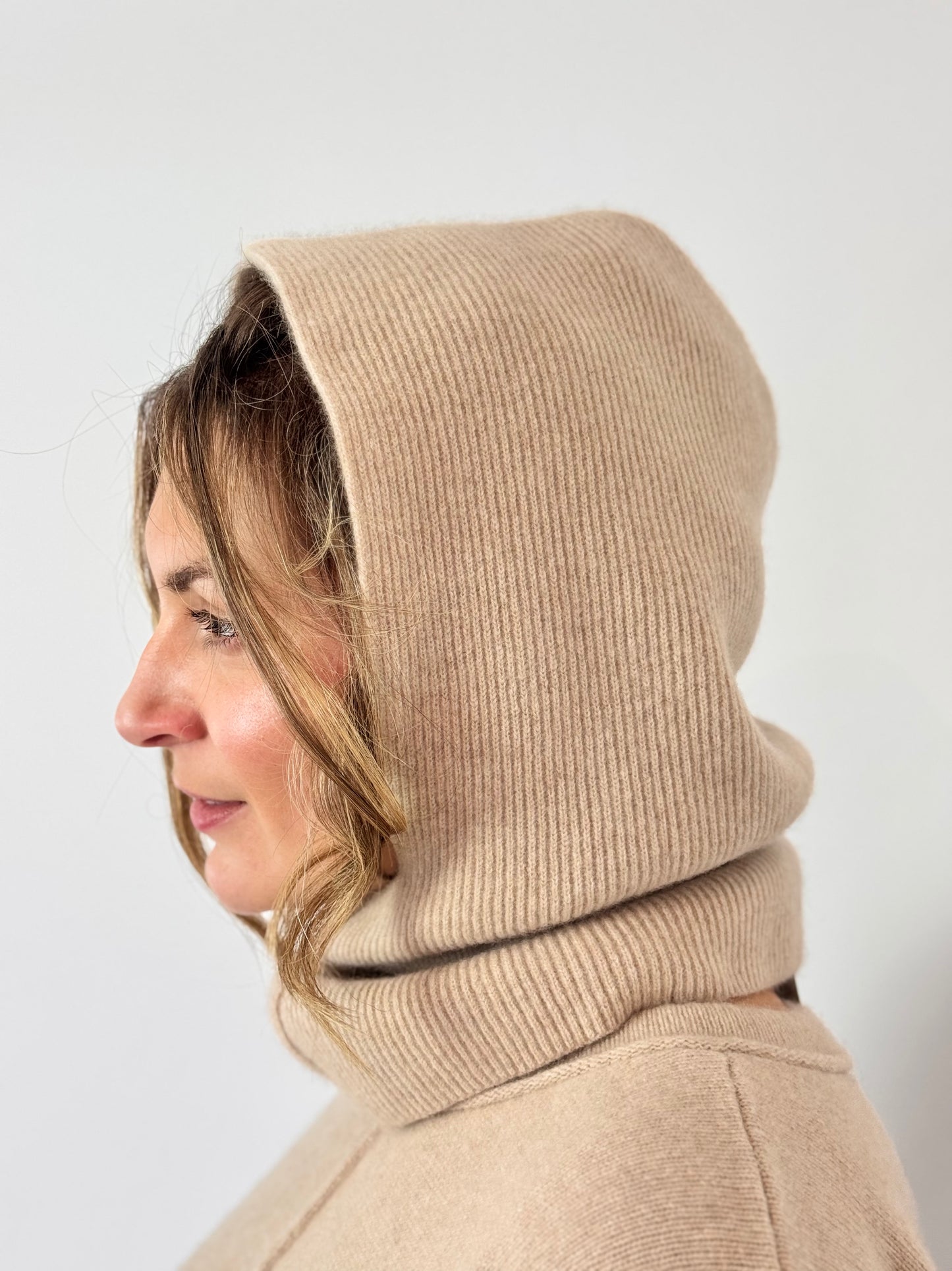 11Everything 08 Hood Scarf