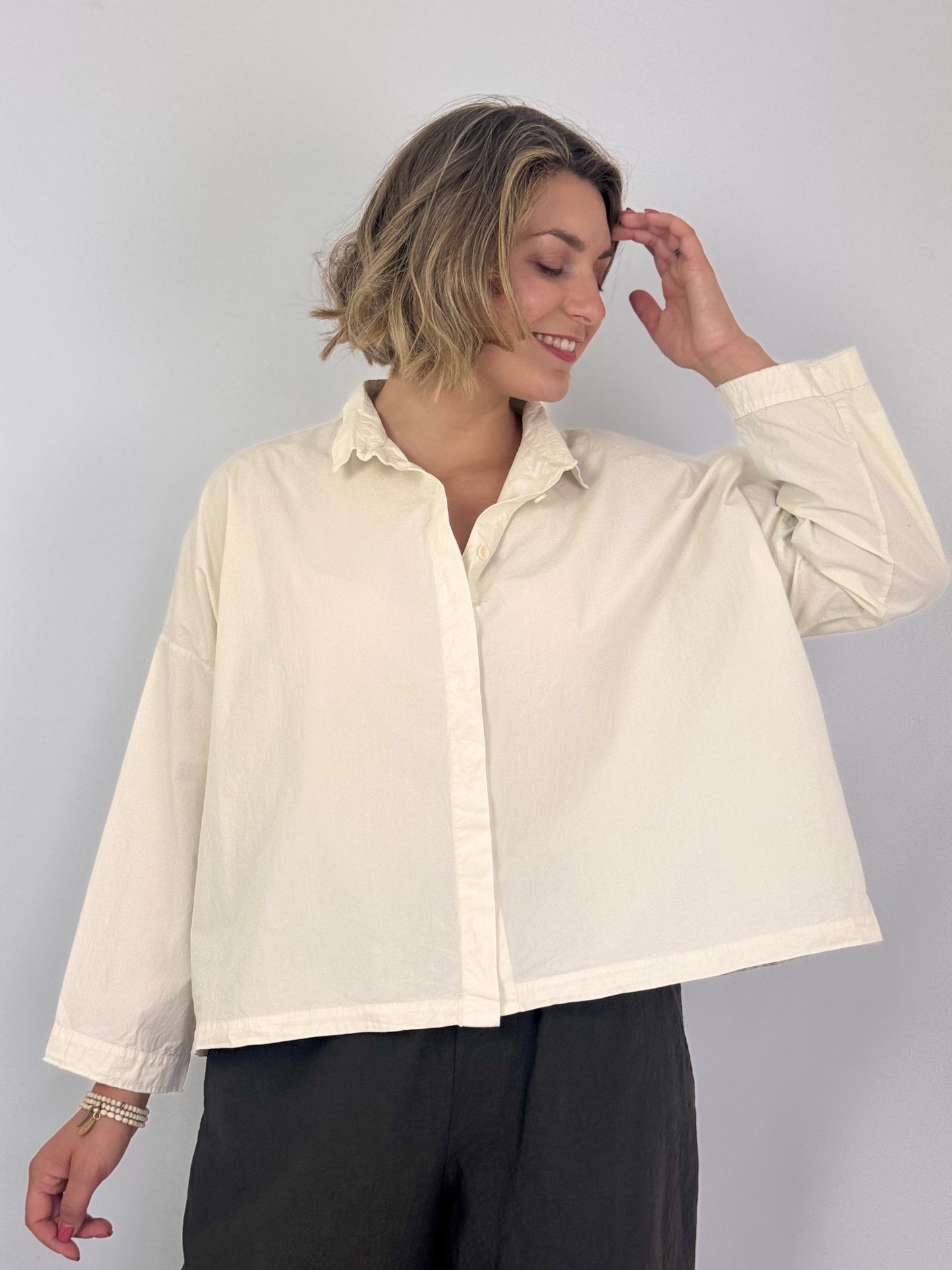 Aequamente 262 Shirt Chalk