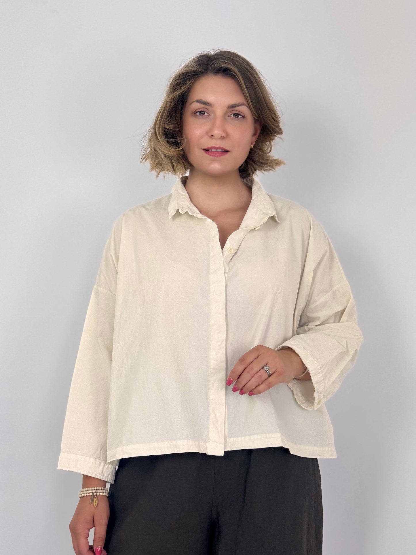 Aequamente 262 Shirt Chalk