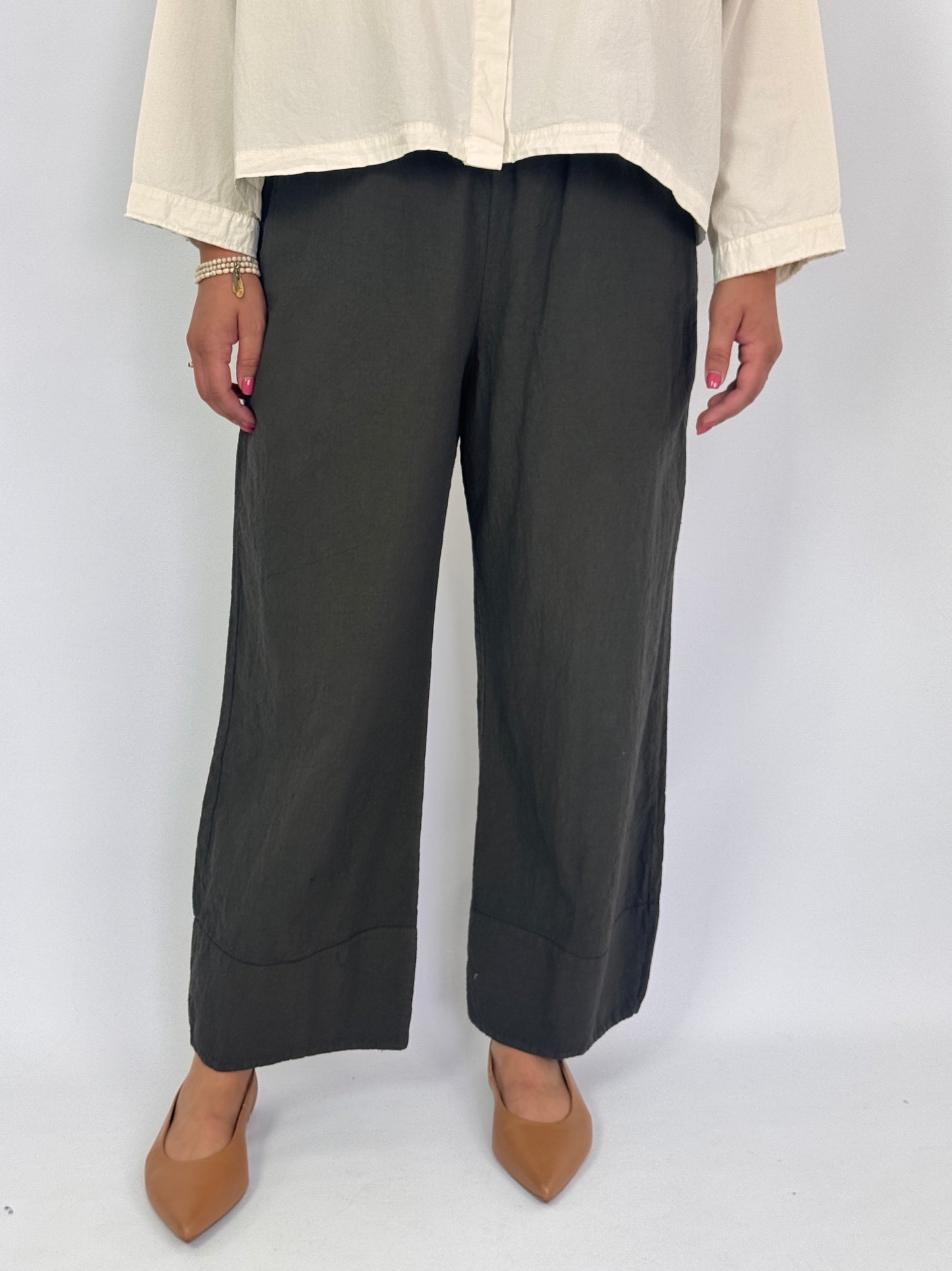 Aequamente 257 Trousers Foresta