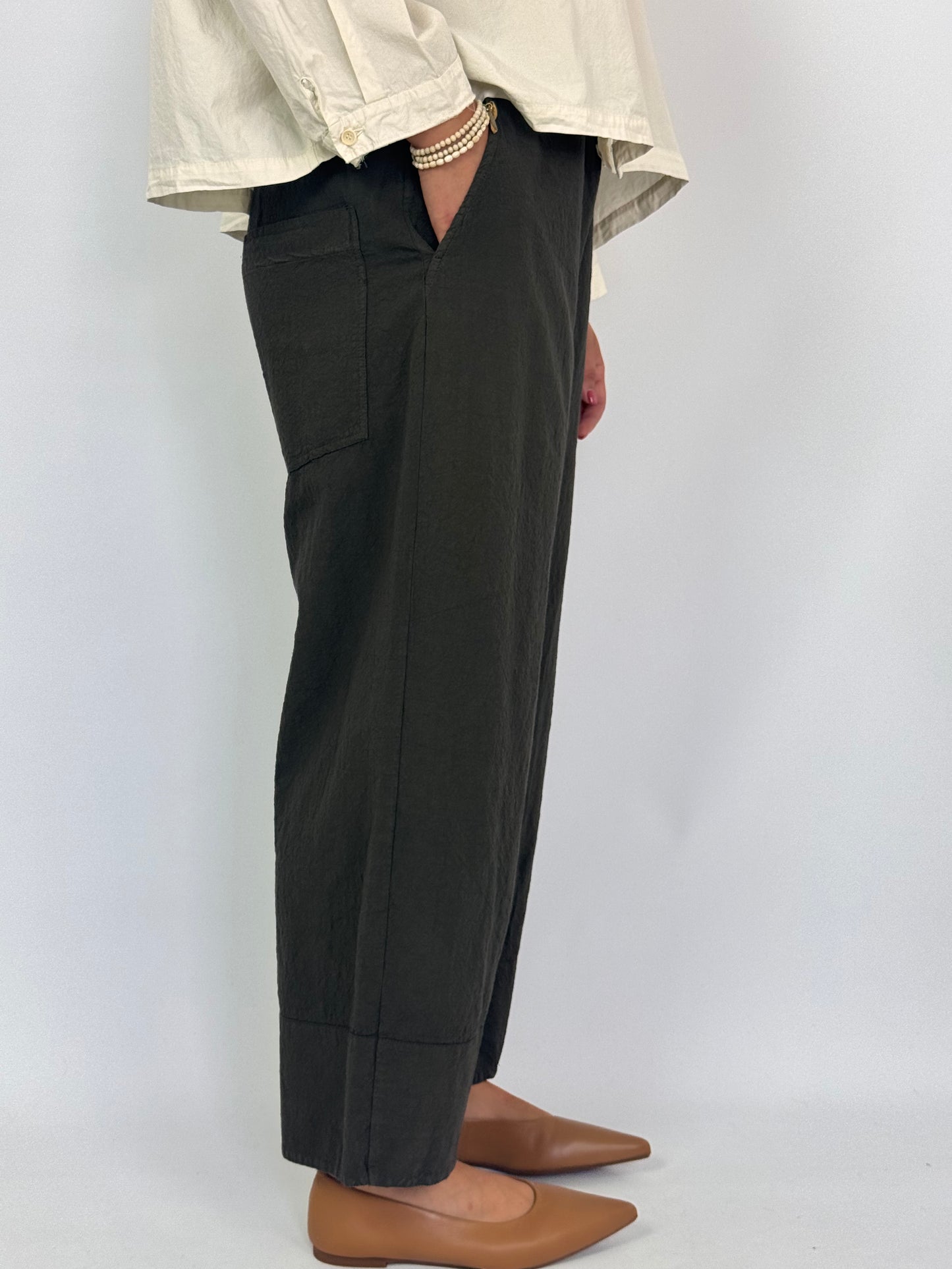 Aequamente 257 Trousers Foresta