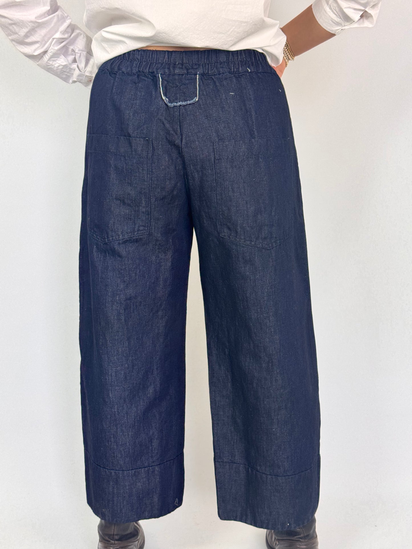 Aequamente 252 Trousers Denim