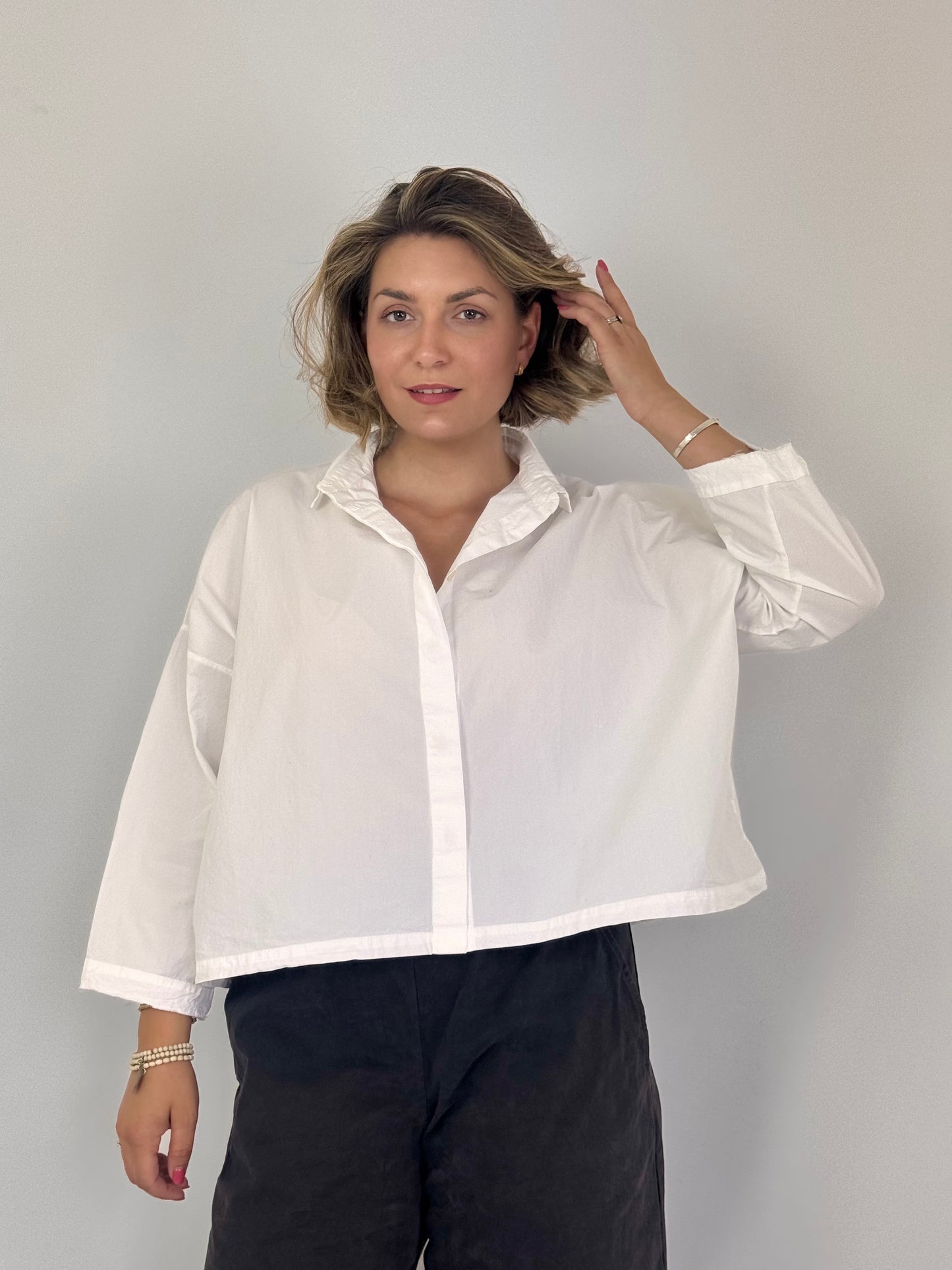 Aequamente 262 Shirt White